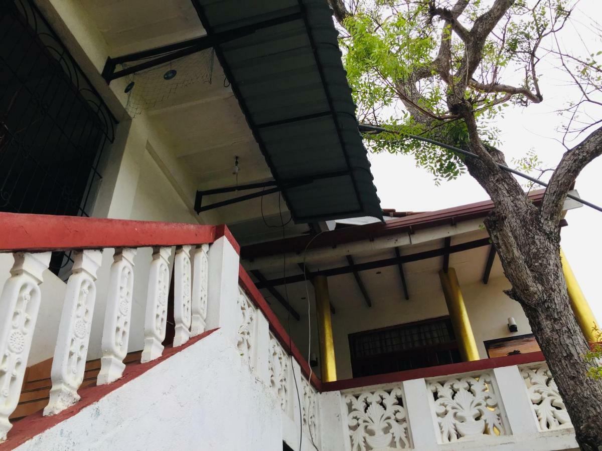 White House Lejlighed Negombo Eksteriør billede
